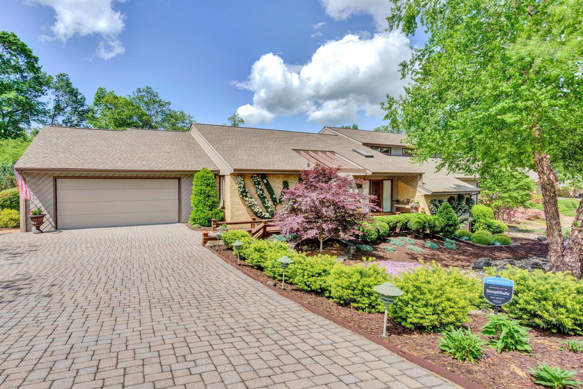 2635 Turnberry Road Salem, VA 24153 - Photo 2 of 67 01-050720210001