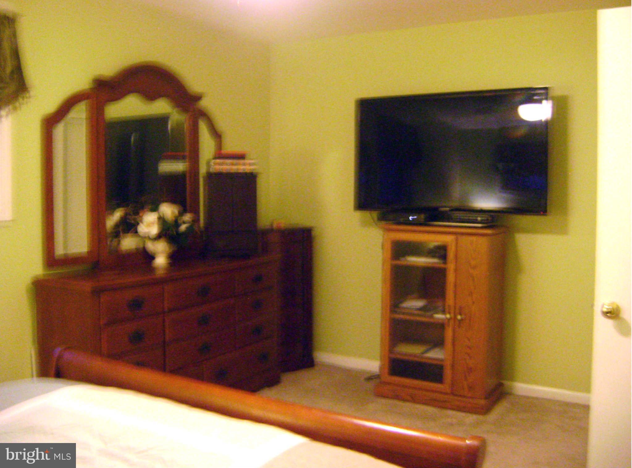 10915 Lombardy Road Silver Spring, MD 20901 - Photo 9 of 17 Bedroom (Master)