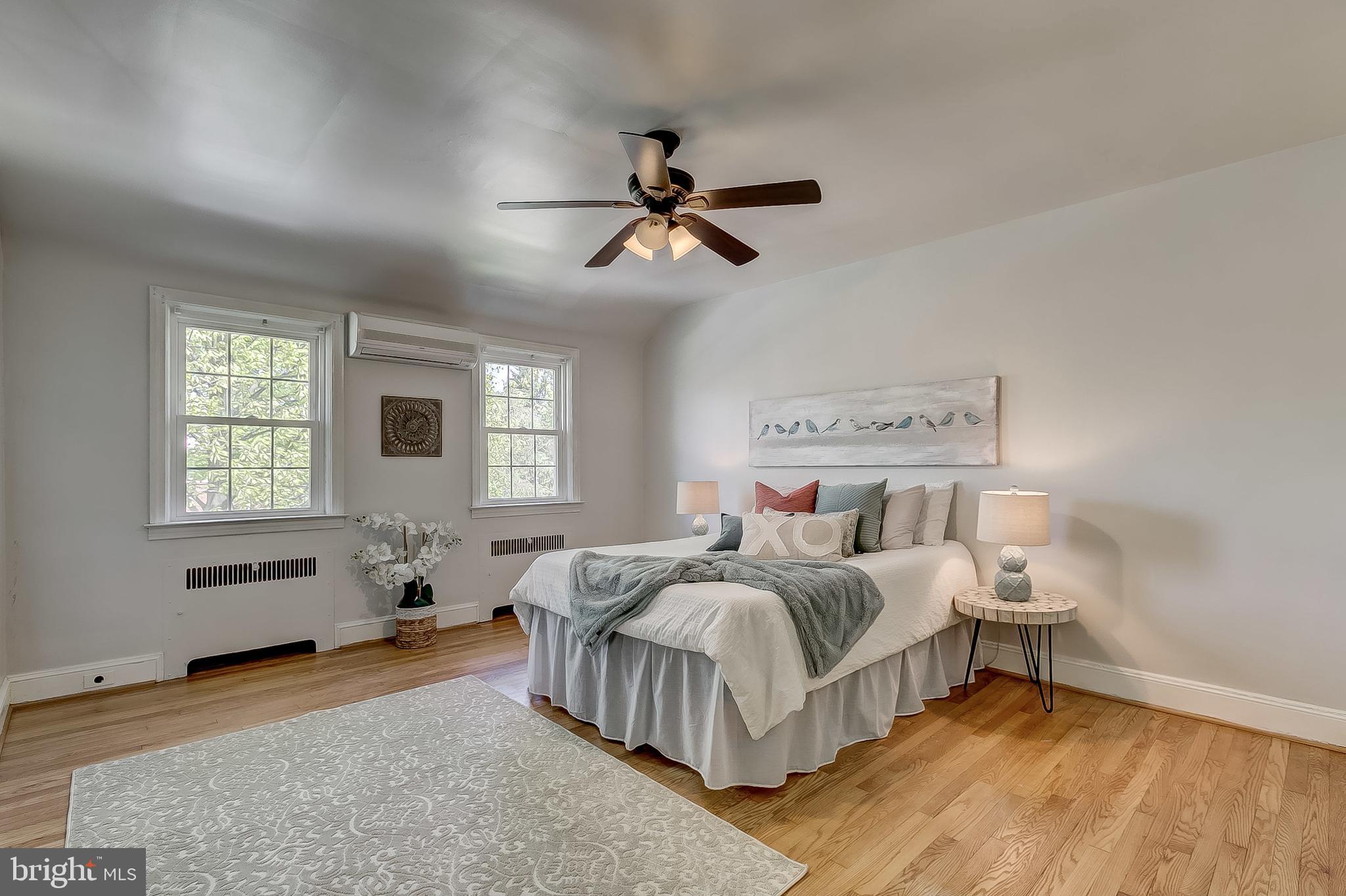 317 Dunkirk Road Baltimore, MD 21212 - Photo 13 of 40 Massive master bedroom. Amazing space.