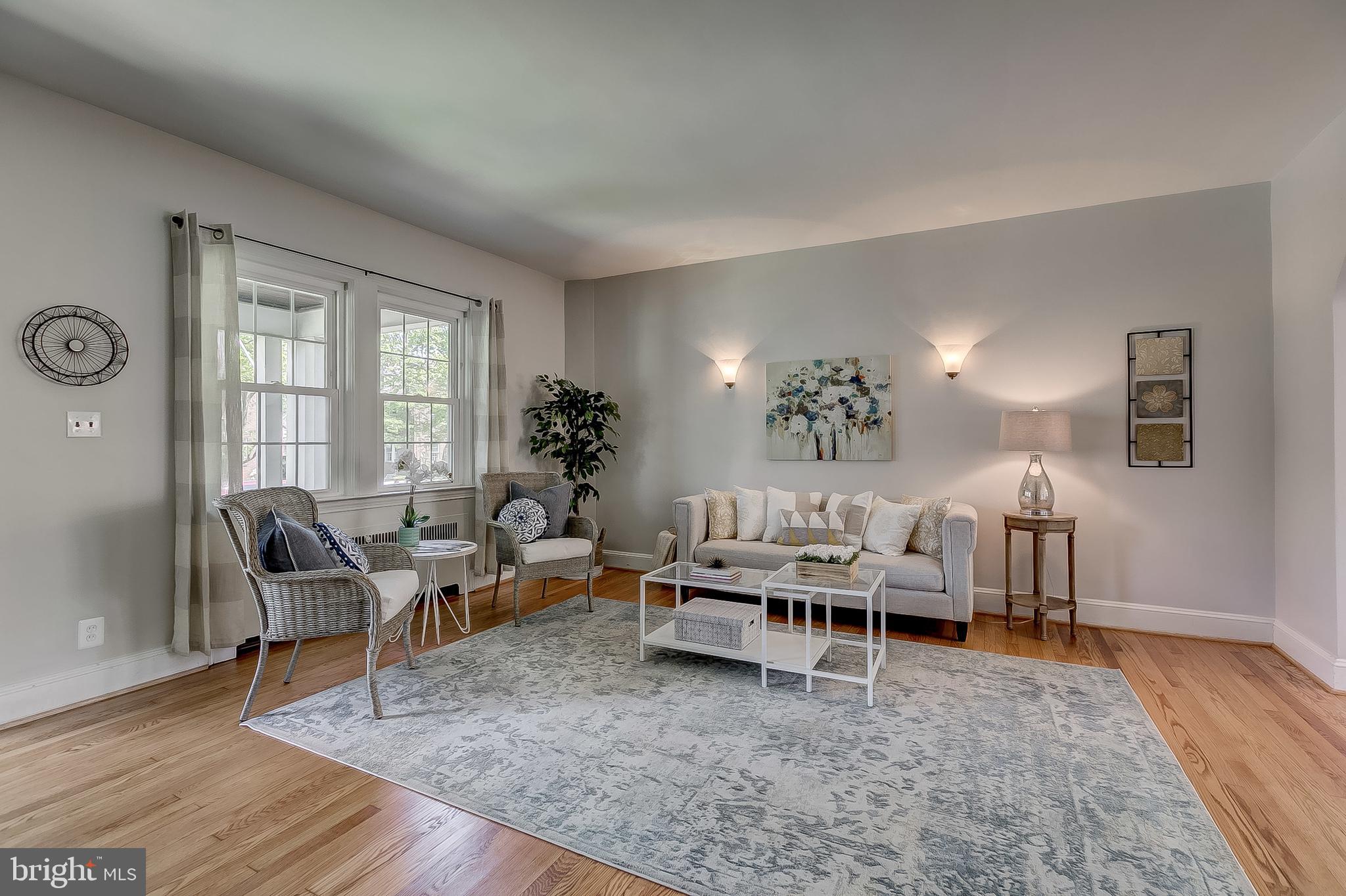 317 Dunkirk Road Baltimore, MD 21212 - Photo 5 of 40 Amazing space and light .
