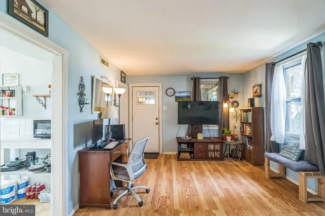 $139,500 | 464 Andrews Avenue, Glenolden, PA 19036