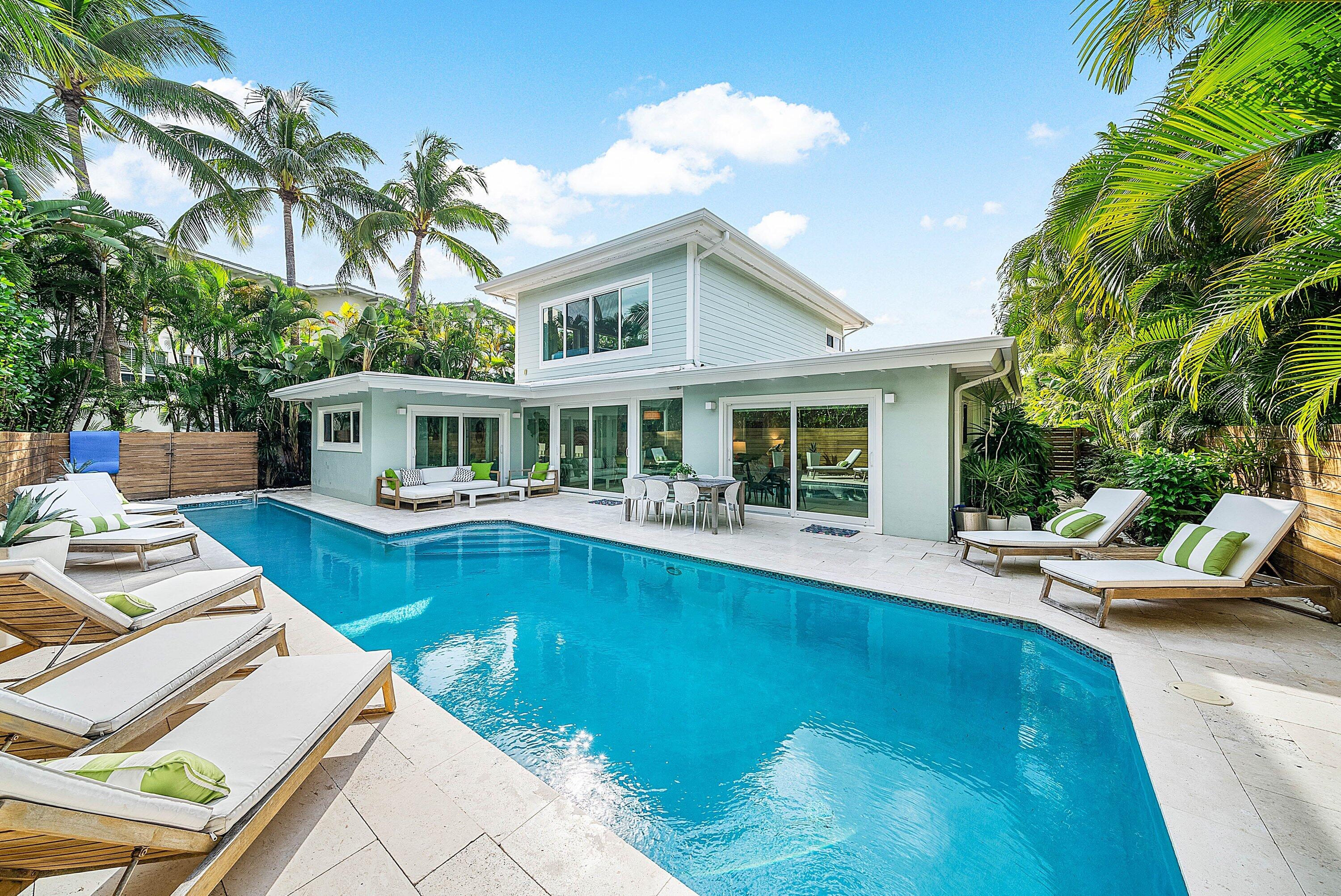 4217 County Road Delray Beach, FL 33483 - Photo 1 of 43 045-4217CountyRoad-DelrayBeach-FL-33483-