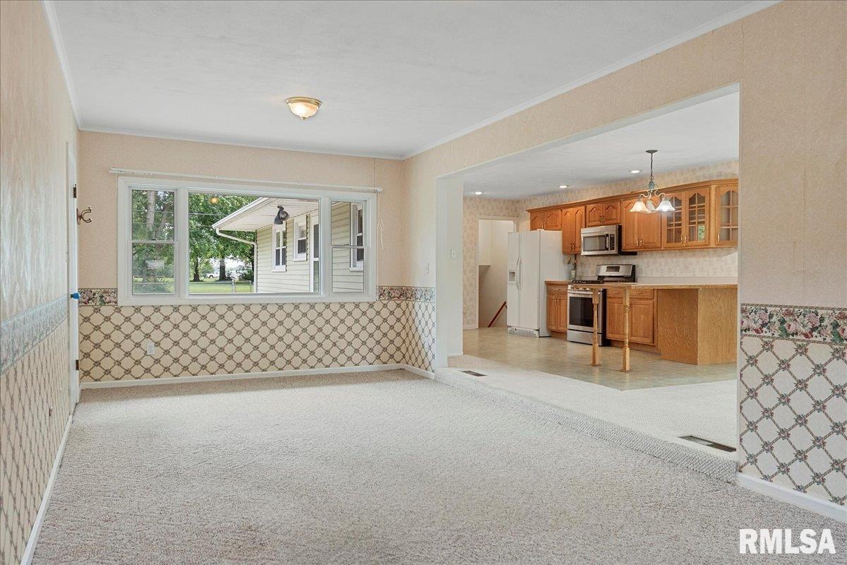 117 Greencastle Circle Springfield, IL 62712 - Photo 14 of 42