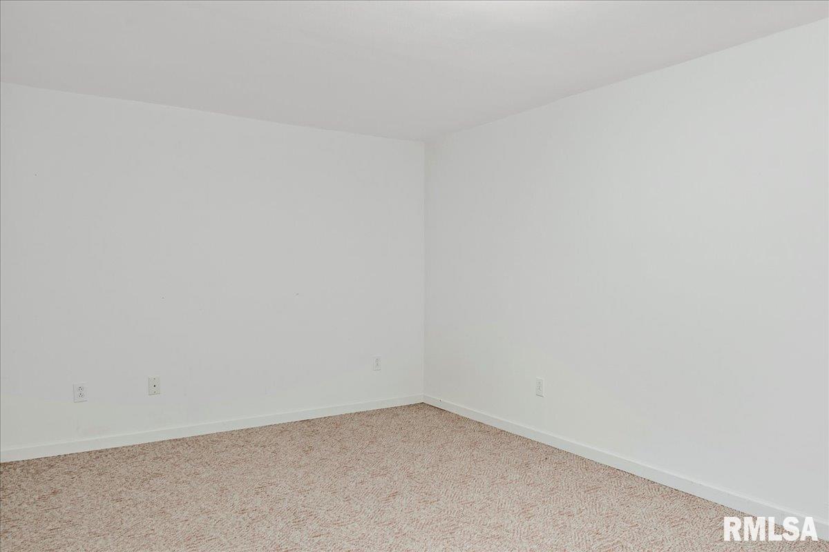 117 Greencastle Circle Springfield, IL 62712 - Photo 32 of 42