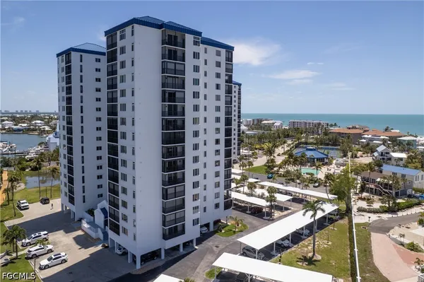 $749,000 | 4753 Estero Boulevard, Unit 905, Fort Myers Beach, FL 33931