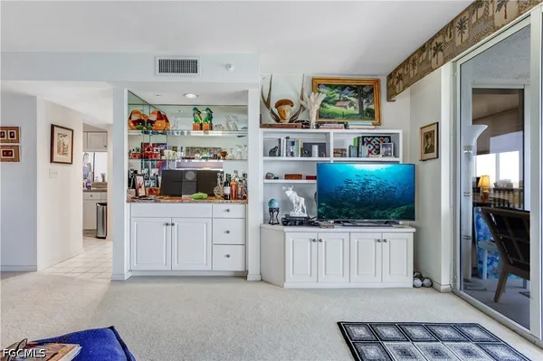 $749,000 | 4753 Estero Boulevard, Unit 905, Fort Myers Beach, FL 33931