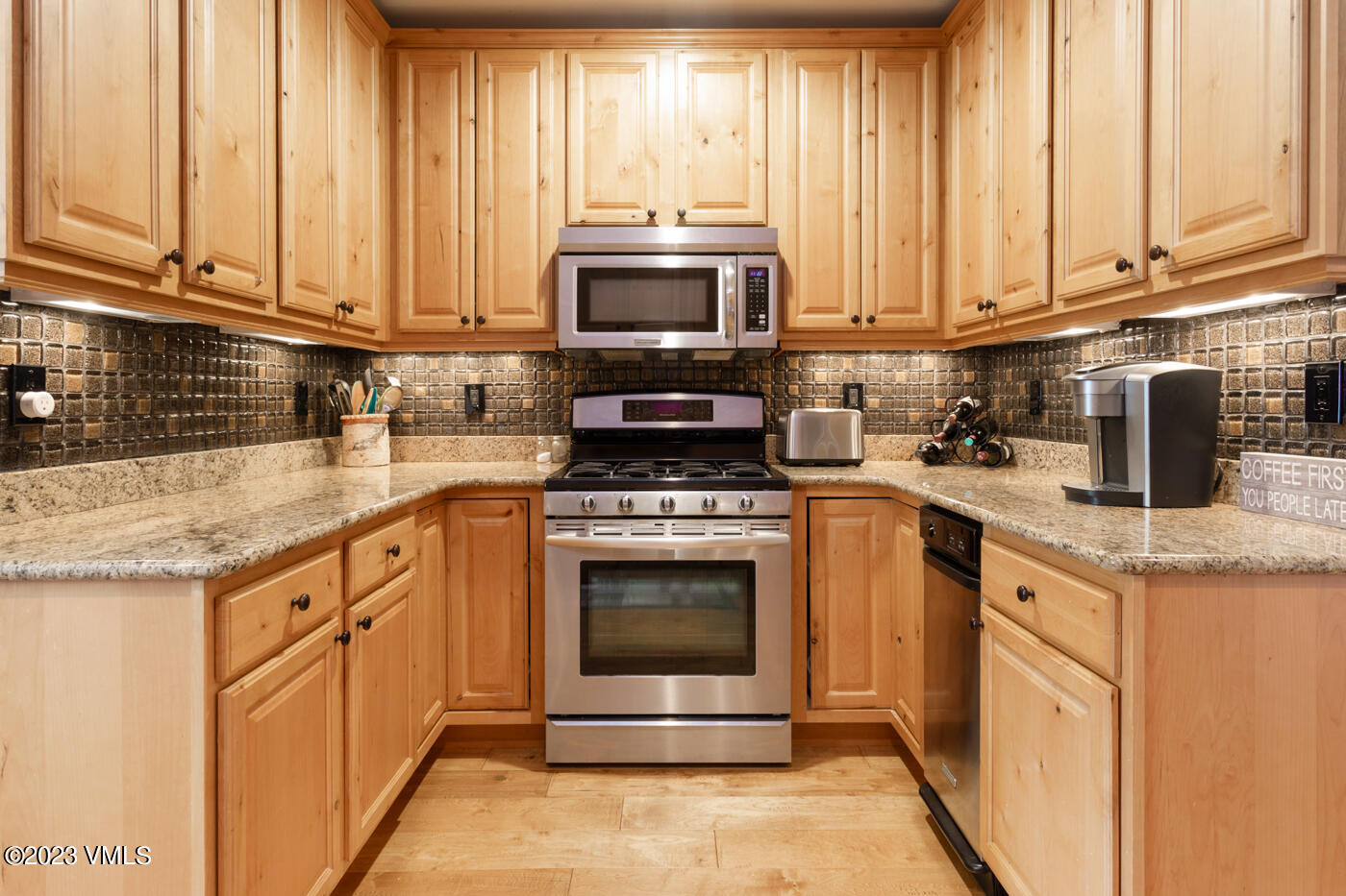 3070 Wildridge Road, Unit B Avon, CO 81620 - Photo 8 of 29 3070 W Wildridge Rd B MLS-23