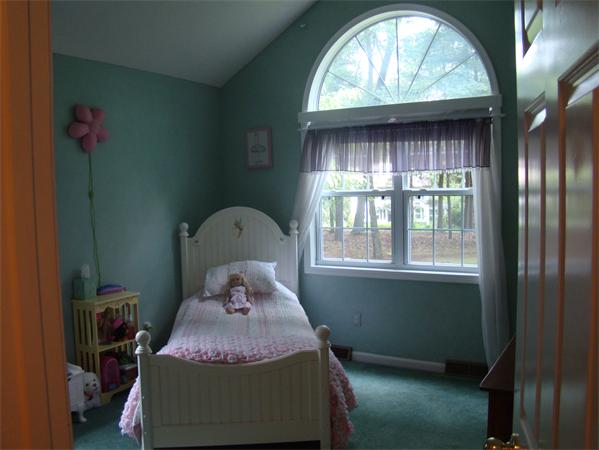 421 NW Road Westfield, MA 01085 - Photo 18 of 21 Gallery Image 18