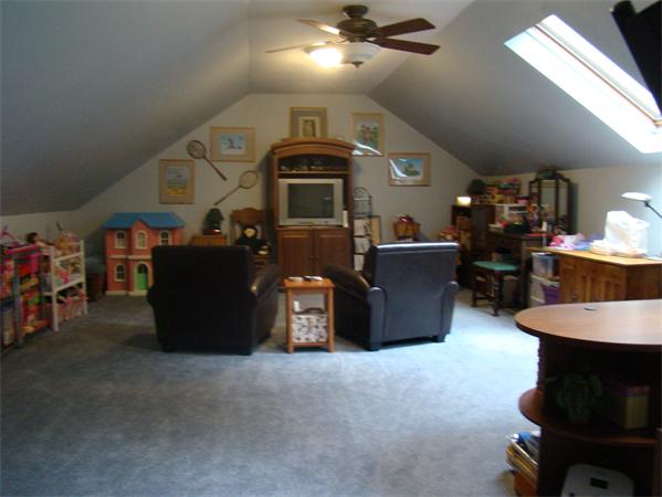 421 NW Road Westfield, MA 01085 - Photo 20 of 21 Gallery Image 20