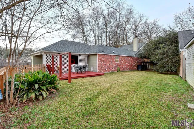 $249,000 | 210 Meadow Bend Drive, Baton Rouge, LA 70820