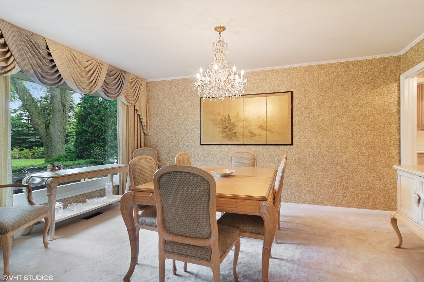 196 Coach Road Northfield, IL 60093 - Photo 13 of 36 a view of a dining room with furniture window and outside view
