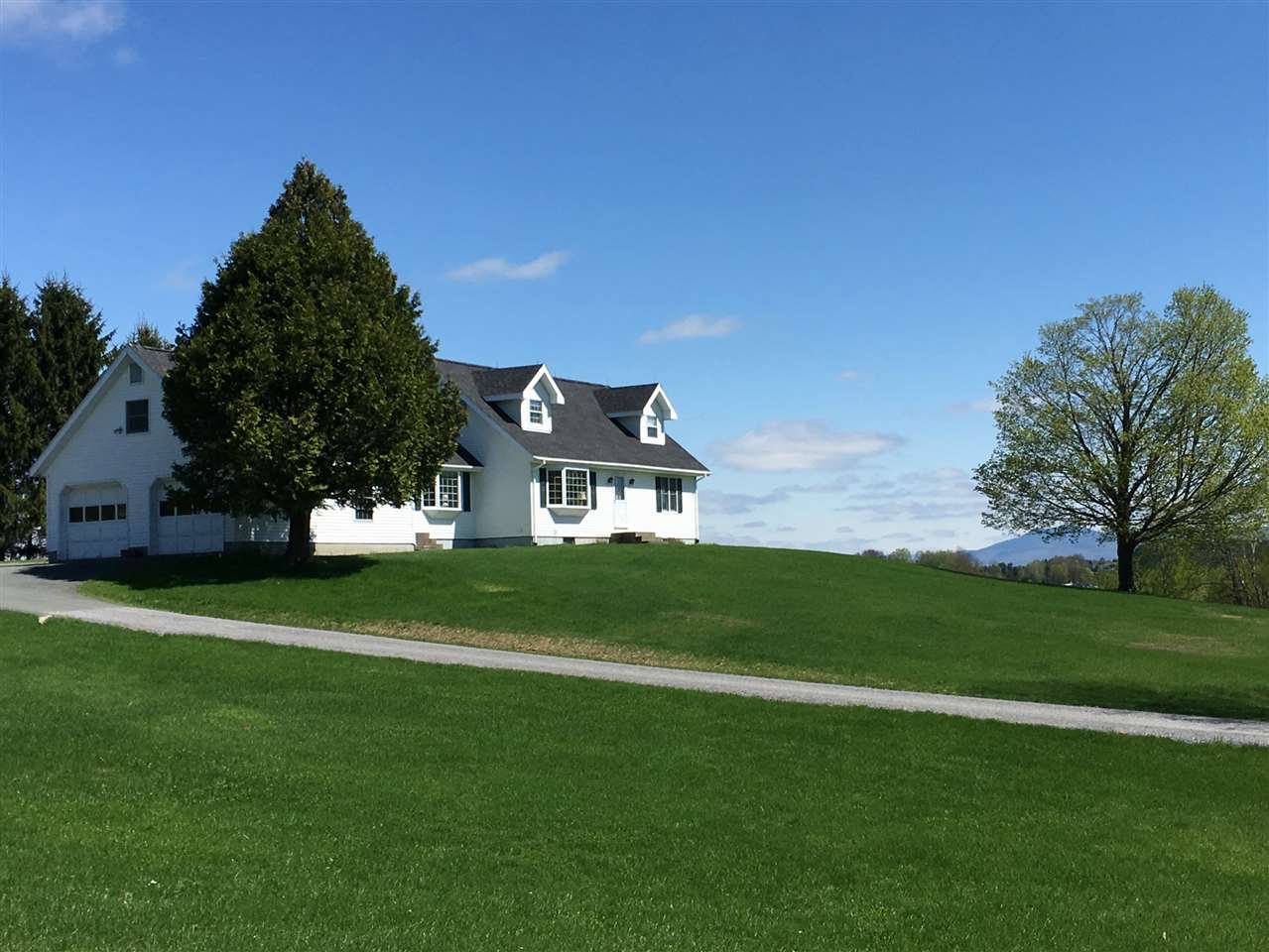 1100 Trestle Road Danville, VT 05828 - Photo 1 of 36