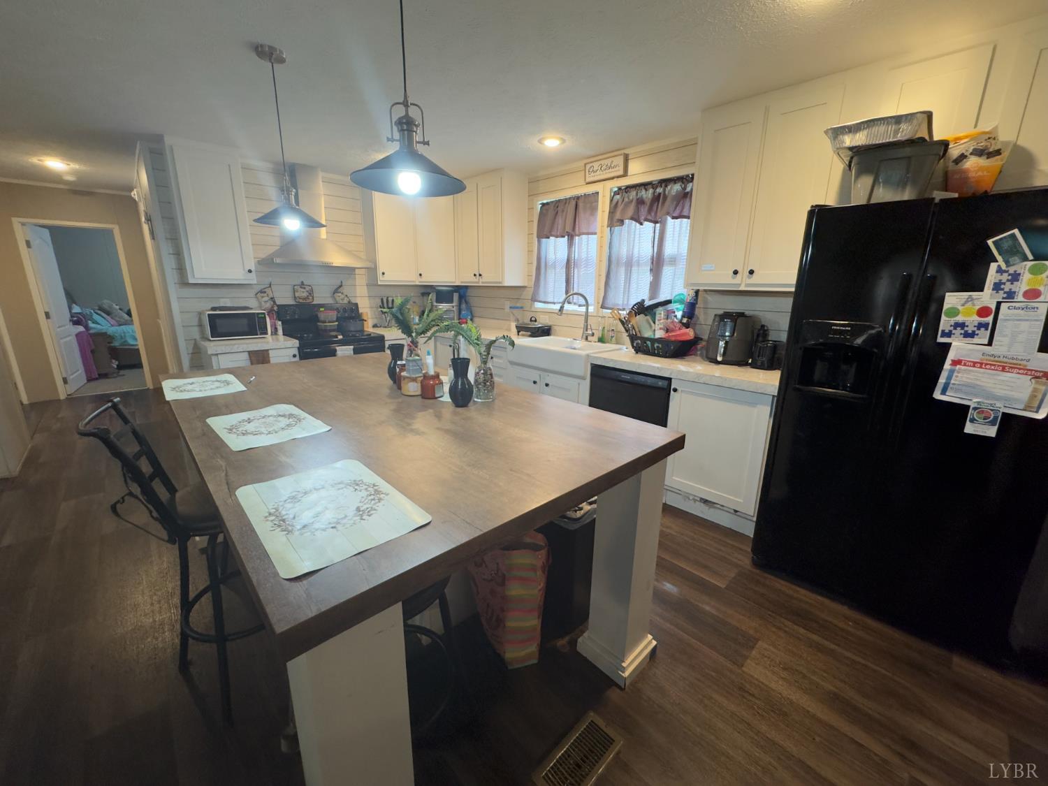 3772 Promise Land Road Appomattox, VA 24522 - Photo 12 of 28 a view of a dining room with furniture