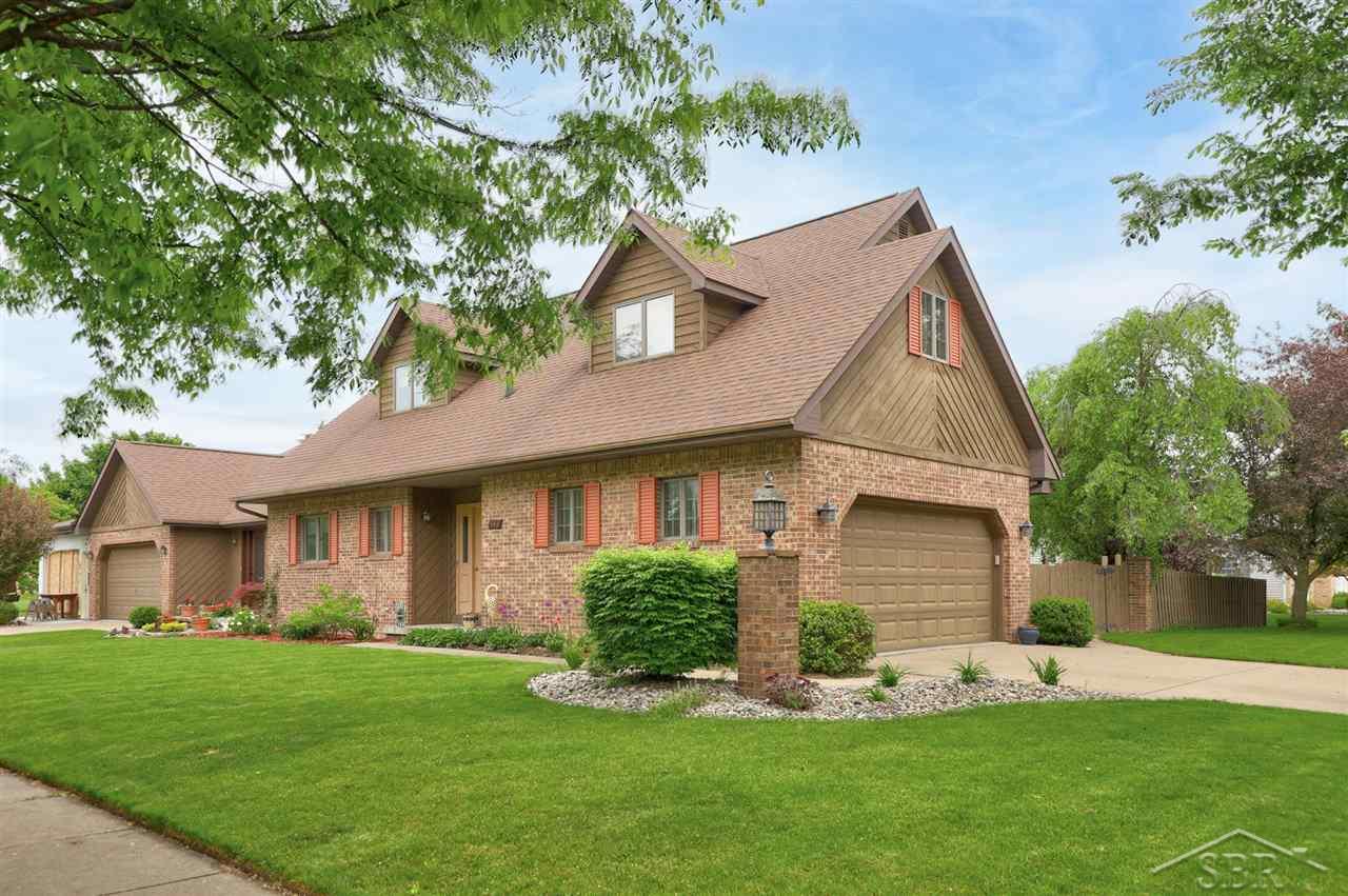 545 Churchgrove Road Frankenmuth, MI 48734 - Photo 1 of 48 50077620.JPG
