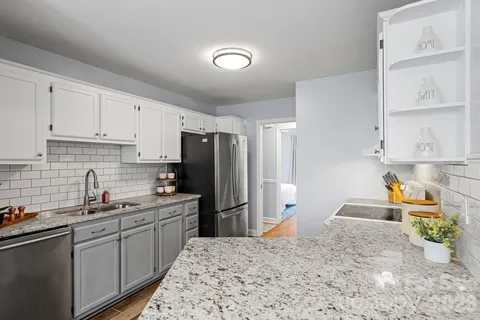 $499,900 | 11232 Coachman Circle, Charlotte, NC 28277