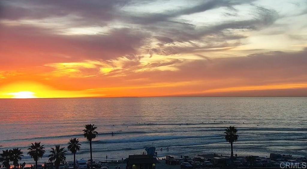 518 Beach Street Encinitas, CA 92024 - Photo 24 of 43 a view of an ocean and beach