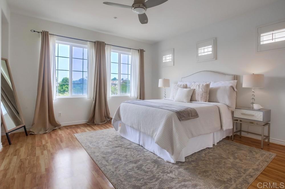518 Beach Street Encinitas, CA 92024 - Photo 30 of 43 a bed room with a bed and a window