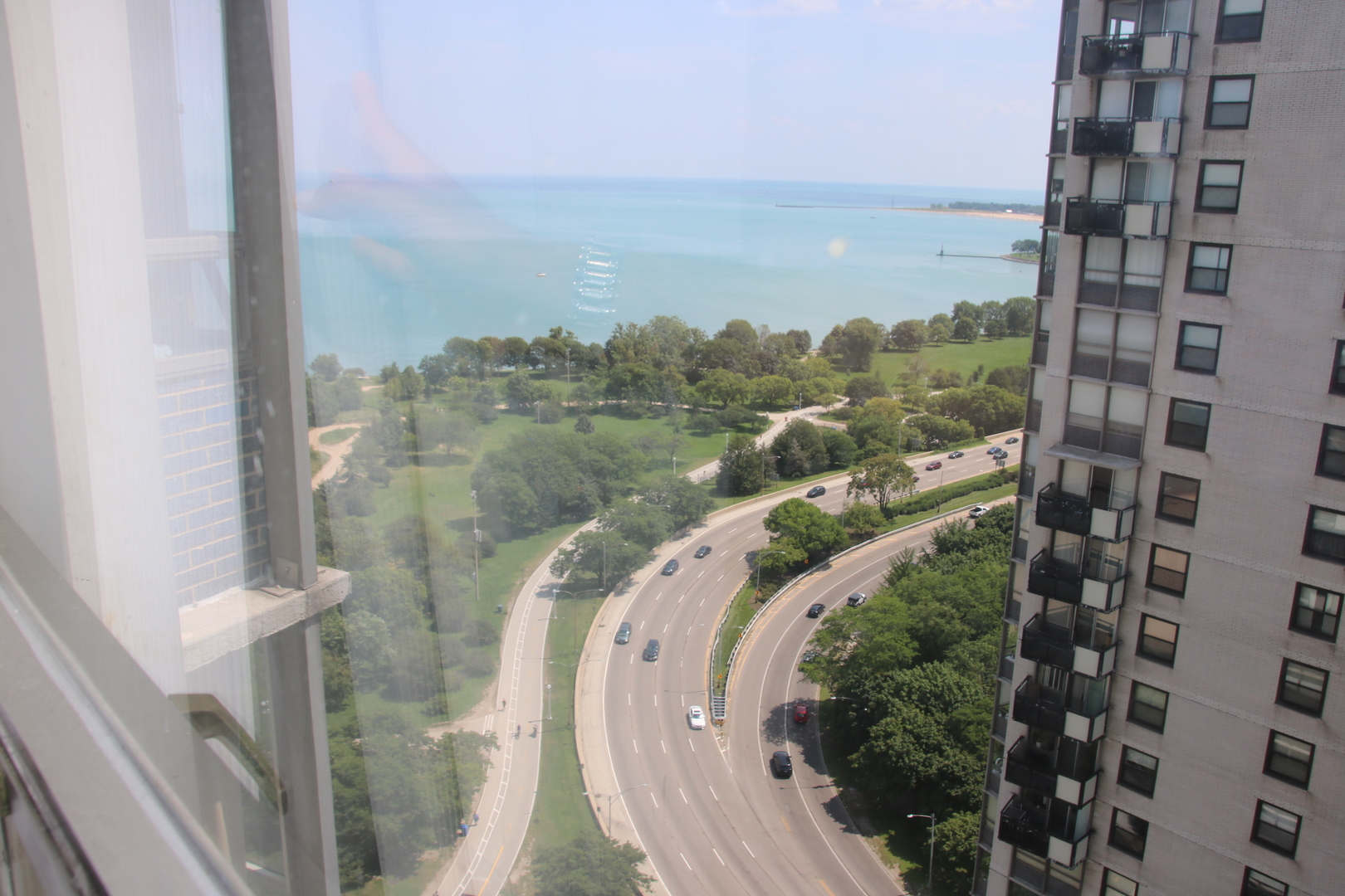 5701 North Sheridan Road, Unit 14E Chicago, IL 60660 - Photo 6 of 24