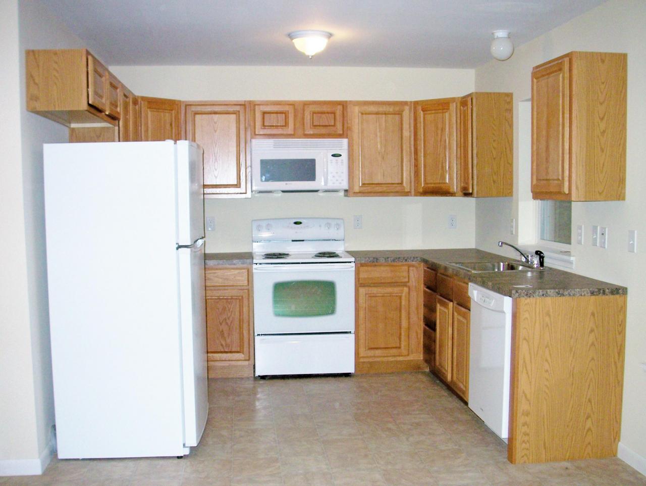 G383 Deerfield Road Tobyhanna, PA 18466 - Photo 3 of 5 Kitchen