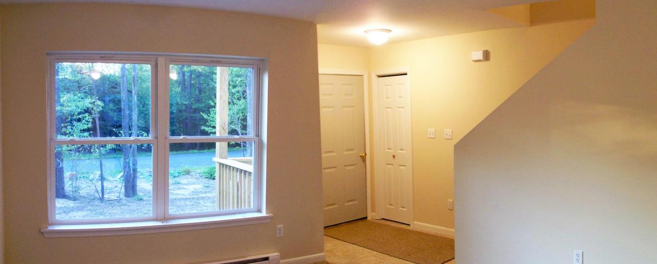 G383 Deerfield Road Tobyhanna, PA 18466 - Photo 5 of 5 Hallway
