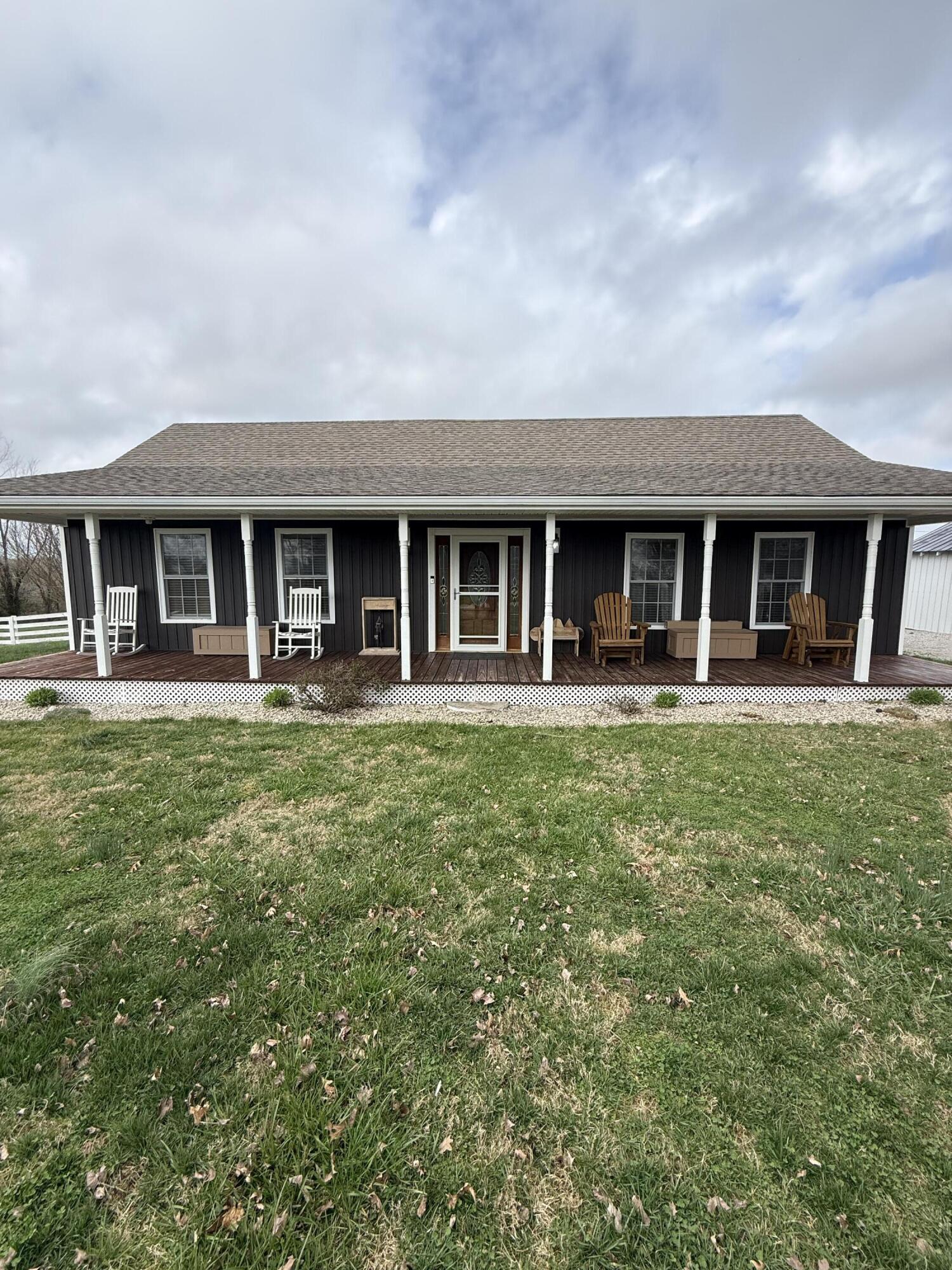 230 Johnson Road Waynesburg, KY 40489 - Photo 2 of 71 IMG_1901