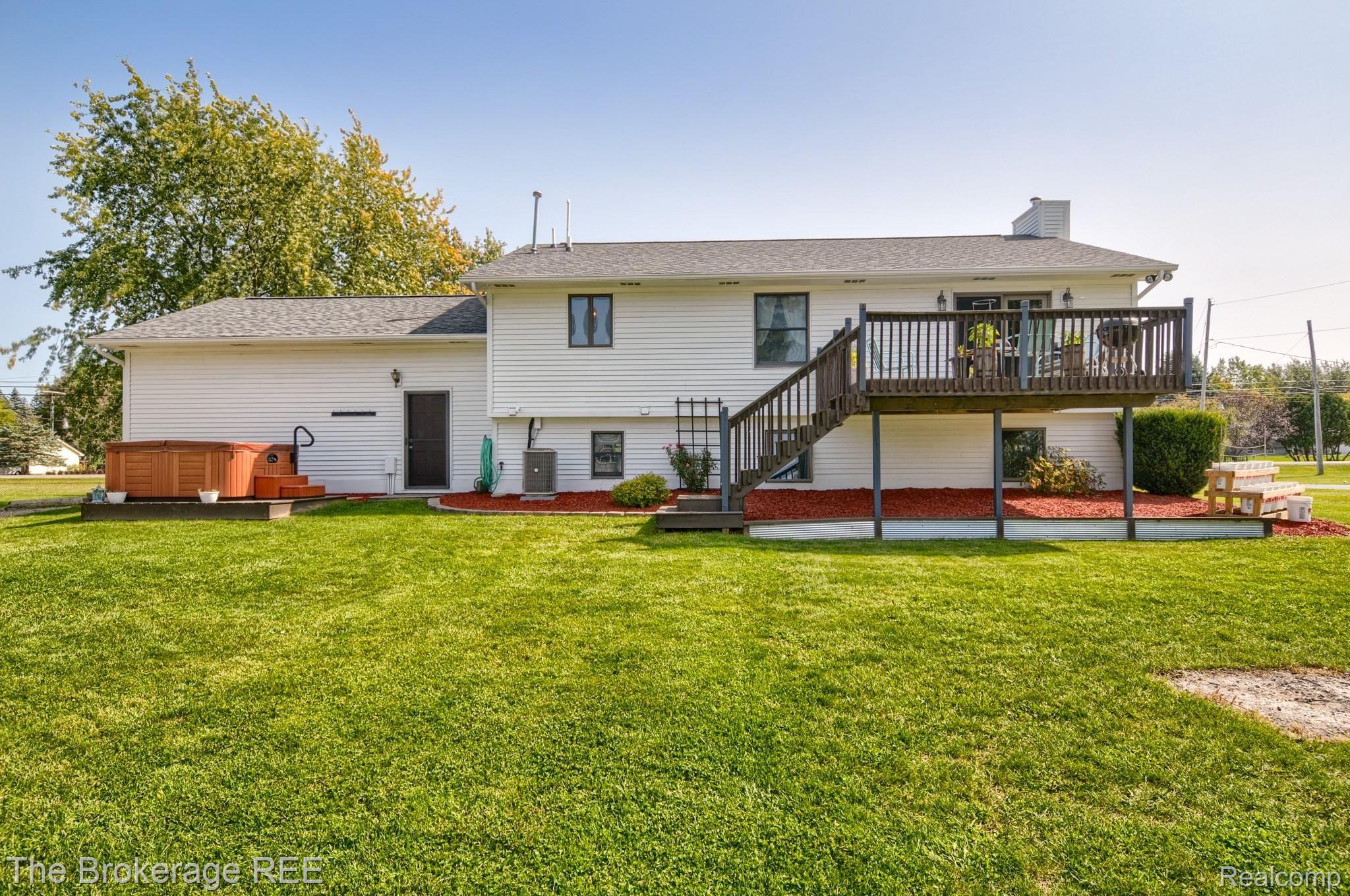 2249 North Irish Road Davison, MI 48423 - Photo 8 of 44 SD3_3161-HDR(5).jpg