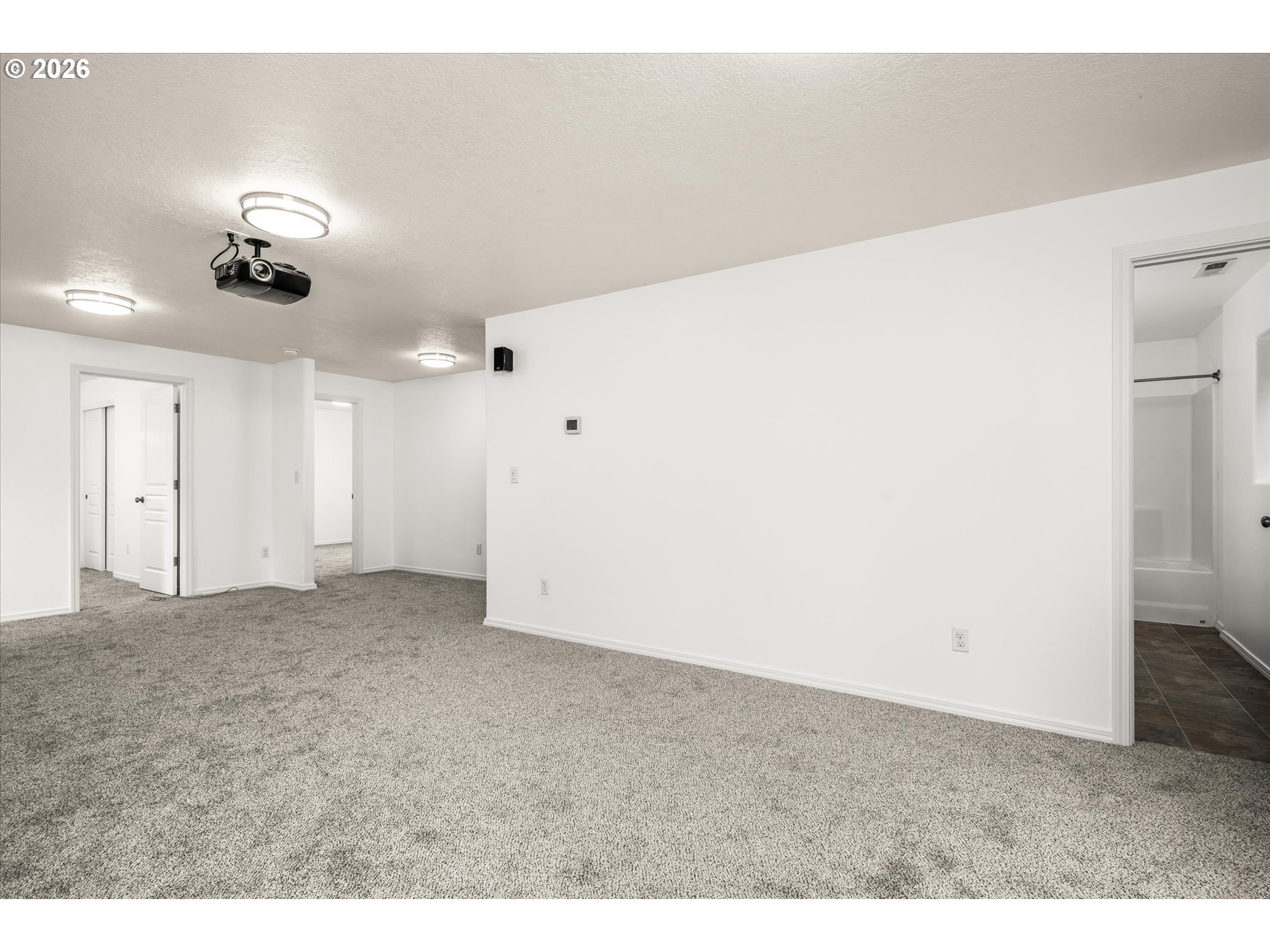 553 South 48th Place Springfield, OR 97478 - Photo 16 of 30 Family Room