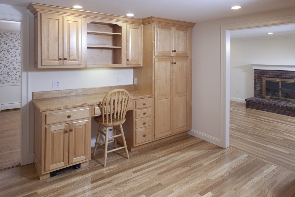 15 Amber Road Hingham, MA 02043 - Photo 11 of 34 Gallery Image 11