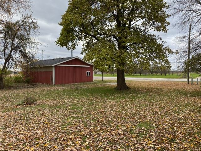 944 Kinney Road Memphis, MI 48041 - Photo 20 of 20 31399482-19.JPG