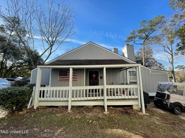 $165,000 | 212 Highpoint Drive, Diamondhead, MS 39525