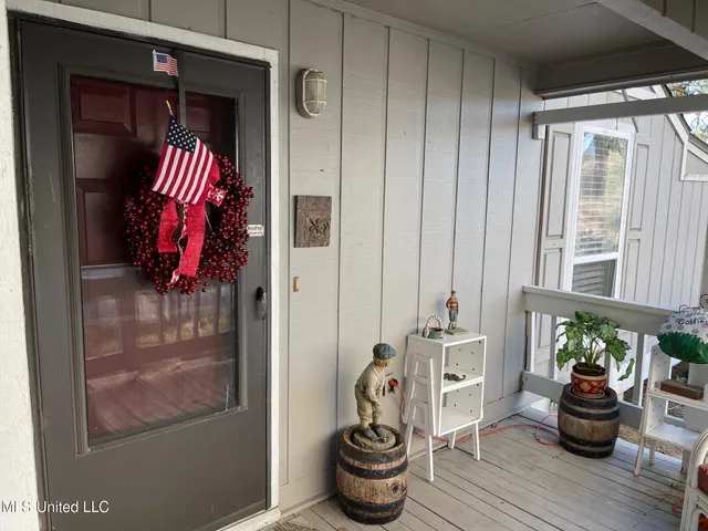 $165,000 | 212 Highpoint Drive, Diamondhead, MS 39525