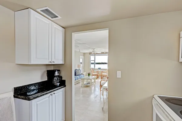 $3,500 | 1820 New Palm Way, Unit 201, Boynton Beach, FL 33435