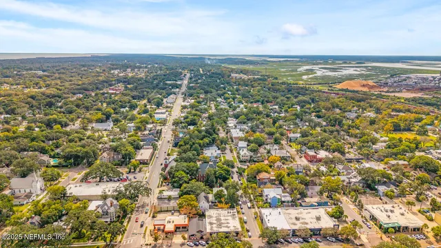 $2,500,000 | 102 South 7th Street, Fernandina Beach, FL 32034