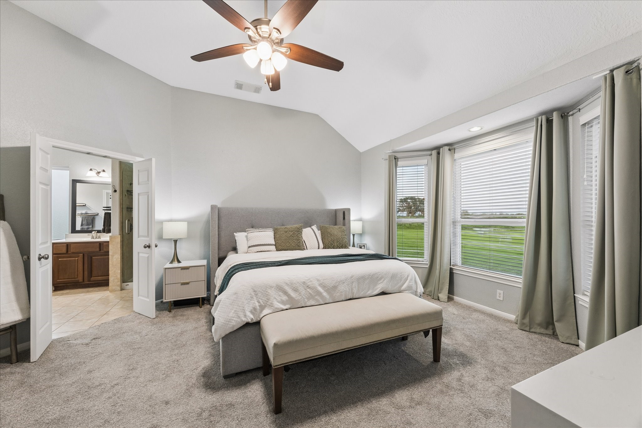 2702 Horseshoe Lane Rosharon, TX 77583 - Photo 23 of 43 Spacious primary suite offers a peaceful retreat with room for oversized furnishings.