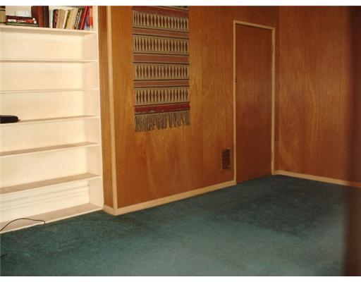 1005 2nd Street McKees Rocks, PA 15136 - Photo 8 of 9 Bedroom.