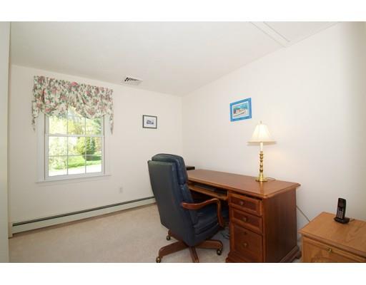 4 Nixon Road Hudson, MA 01749 - Photo 21 of 28 Gallery Image 21