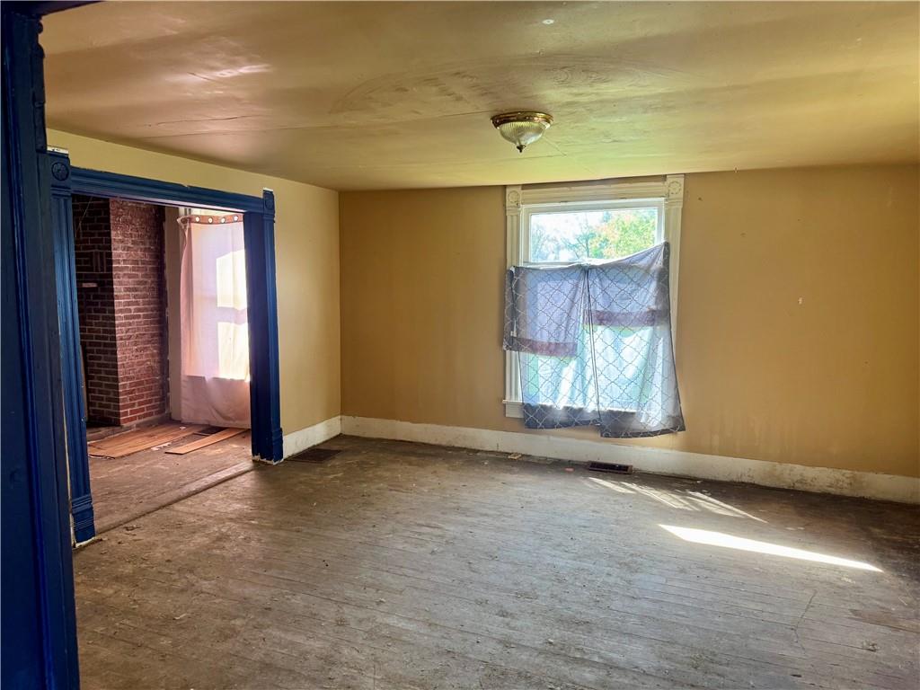 718 Fairview Road North Washington, PA 16048 - Photo 10 of 18 Gallery Image 10