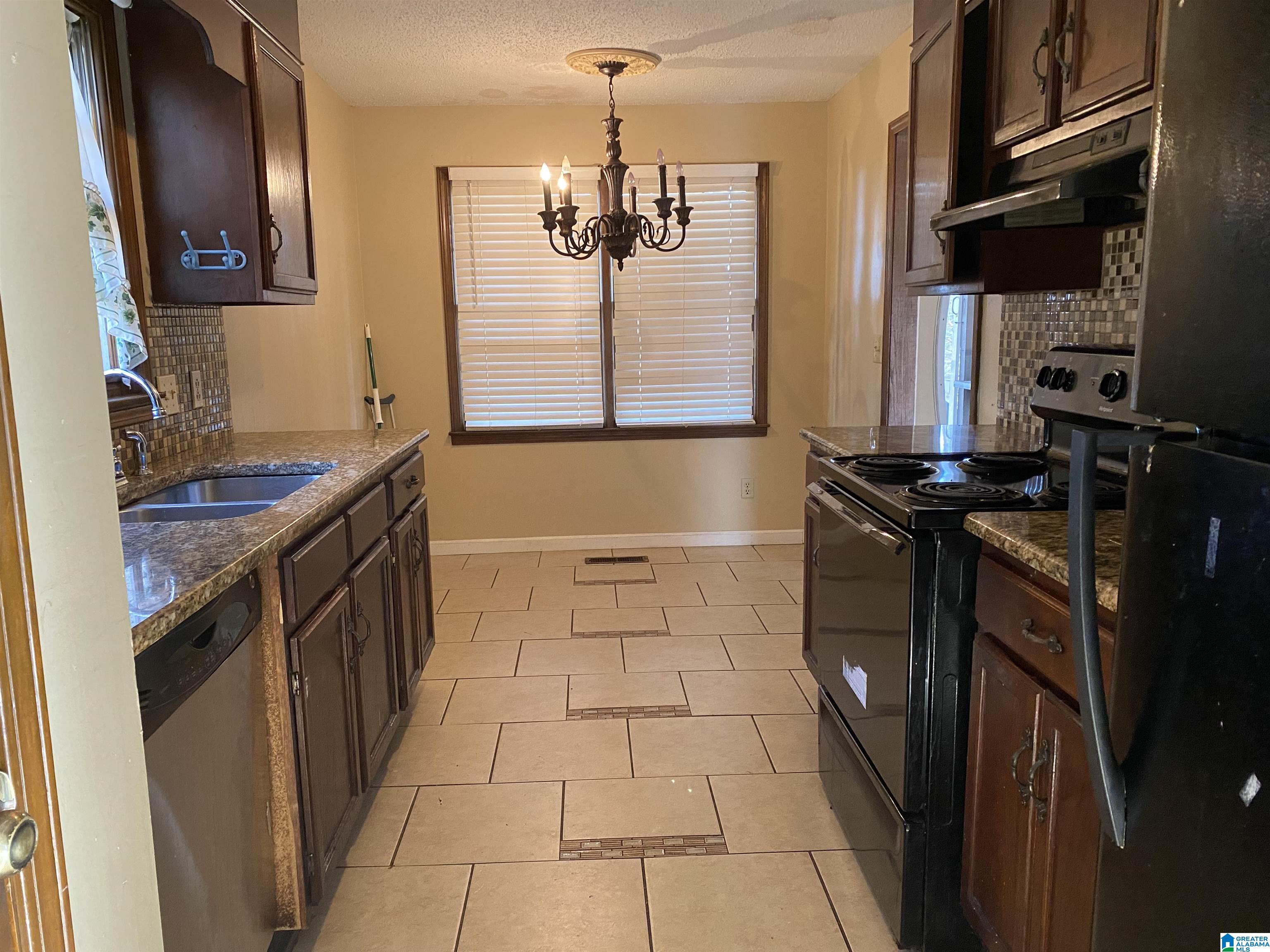 23 Shades Crest Road Birmingham, AL 35226 - Photo 2 of 26