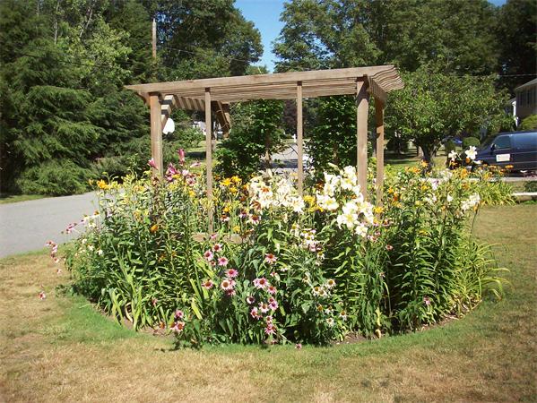 5 Honeysuckle Road Hamilton, MA 01982 - Photo 23 of 26 Gallery Image 23