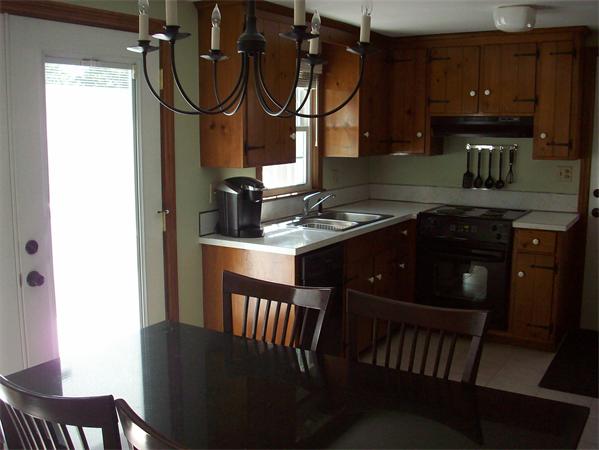 5 Honeysuckle Road Hamilton, MA 01982 - Photo 8 of 26 Gallery Image 8