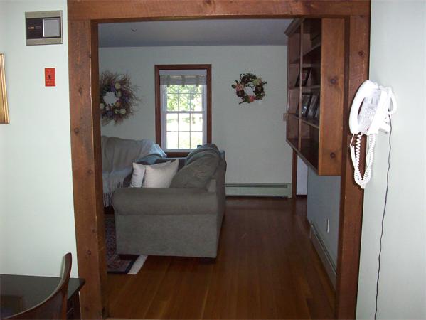 5 Honeysuckle Road Hamilton, MA 01982 - Photo 9 of 26 Gallery Image 9