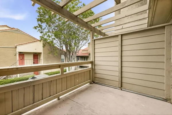 $299,000 | 5200 Martel Avenue, Unit 18D, Dallas, TX 75206