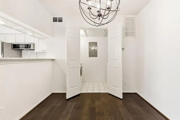 $299,000 | 5200 Martel Avenue, Unit 18D, Dallas, TX 75206