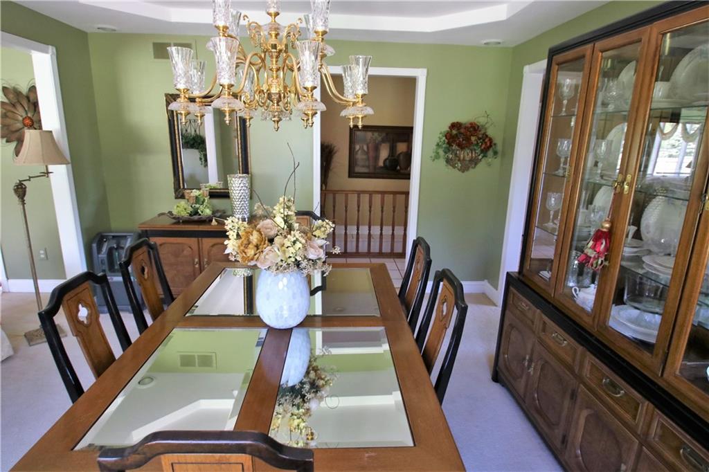 338 Wilson Road Clinton, PA 15026 - Photo 5 of 23 Gallery Image 5