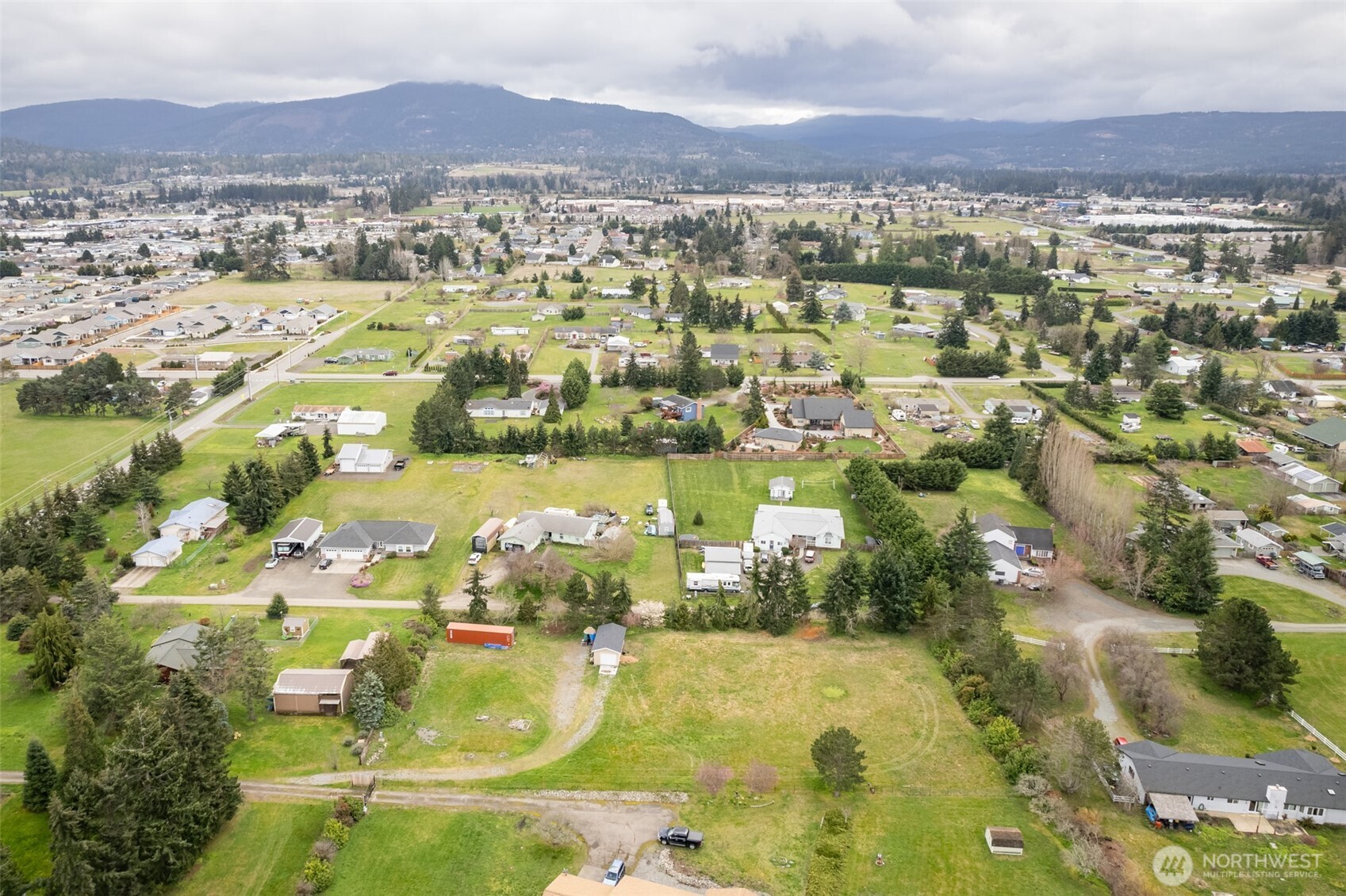 817 North Kendall Road Sequim, WA 98382 - Photo 3 of 33 Gallery Image 3