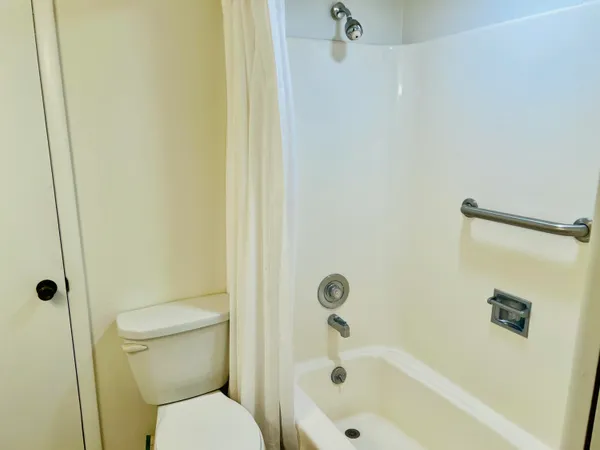 $160,000 | 18081 Southeast Country Club Drive, Unit 769, Jupiter, FL 33469