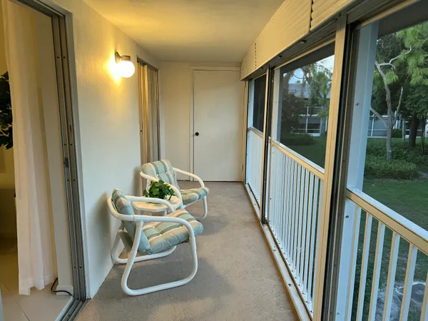 $160,000 | 18081 Southeast Country Club Drive, Unit 769, Jupiter, FL 33469