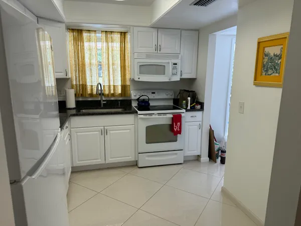 $160,000 | 18081 Southeast Country Club Drive, Unit 769, Jupiter, FL 33469