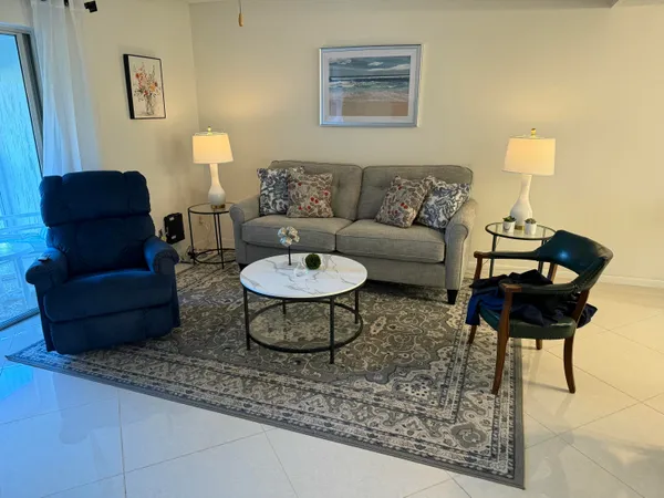 $160,000 | 18081 Southeast Country Club Drive, Unit 769, Jupiter, FL 33469