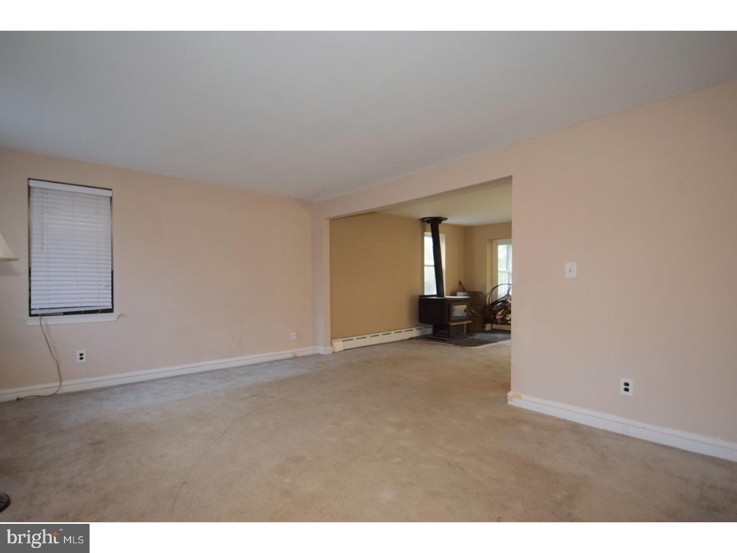 301 South Trooper Road Norristown, PA 19403 - Photo 4 of 14 Gallery Image 4